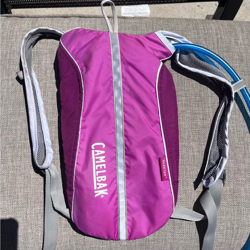 Youth pink Camelbak